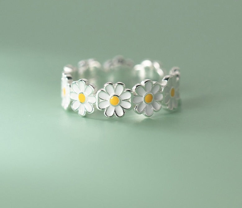 Daisy Pure Silver Ring